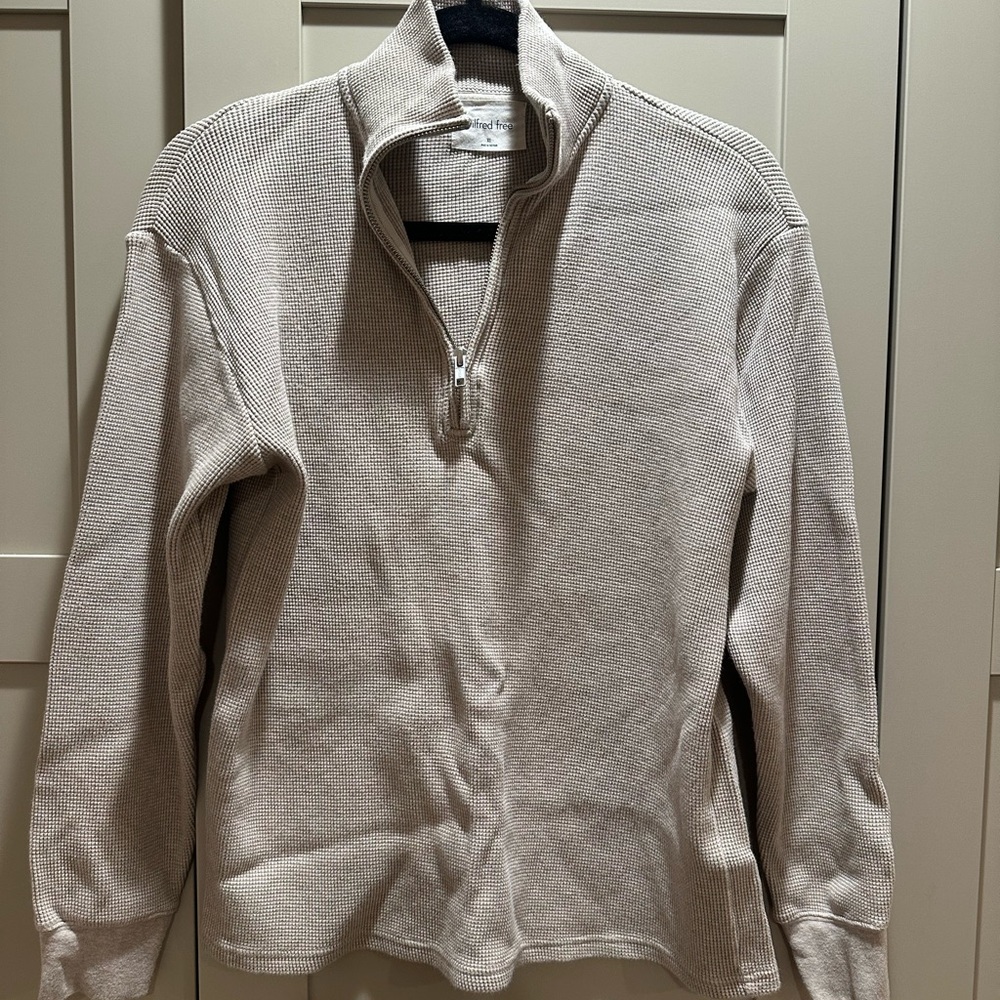 ARITZIA Beige Quarter-Zip Sweater